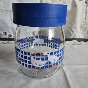 1982 Carlton Glass 3/4 L Glass Goose Canister W/ Lid